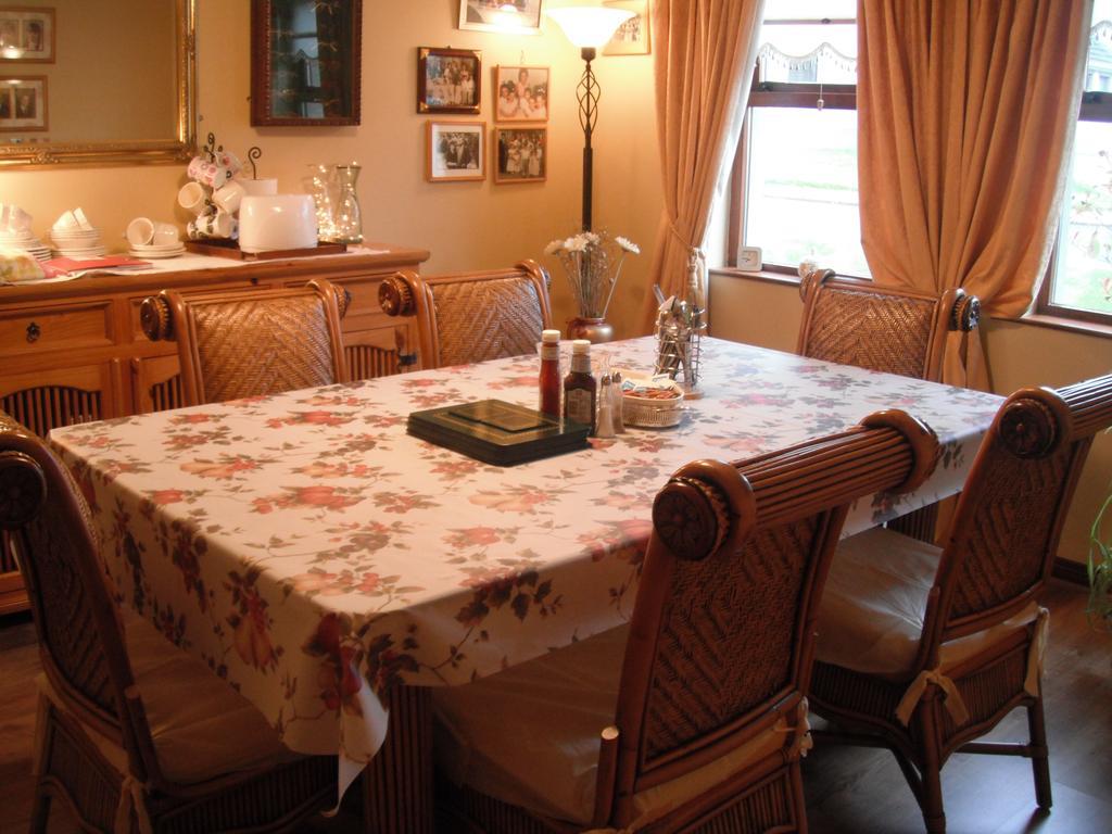 Narrow Gauge B&B Ballymoney Exterior photo
