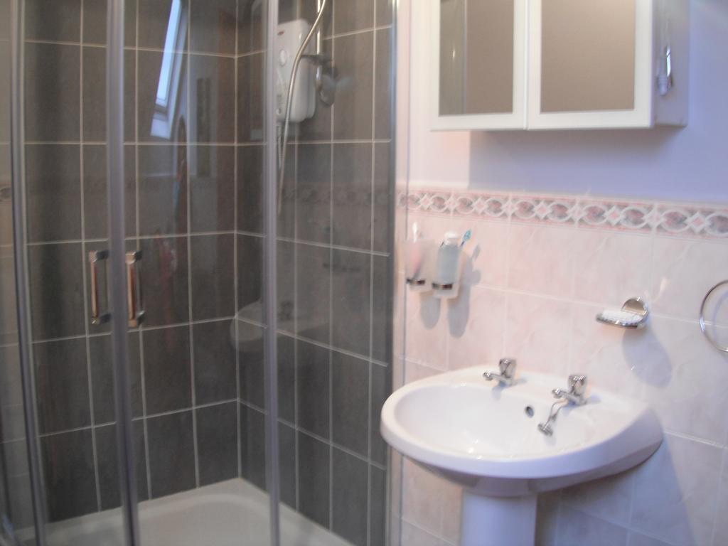 Narrow Gauge B&B Ballymoney Room photo