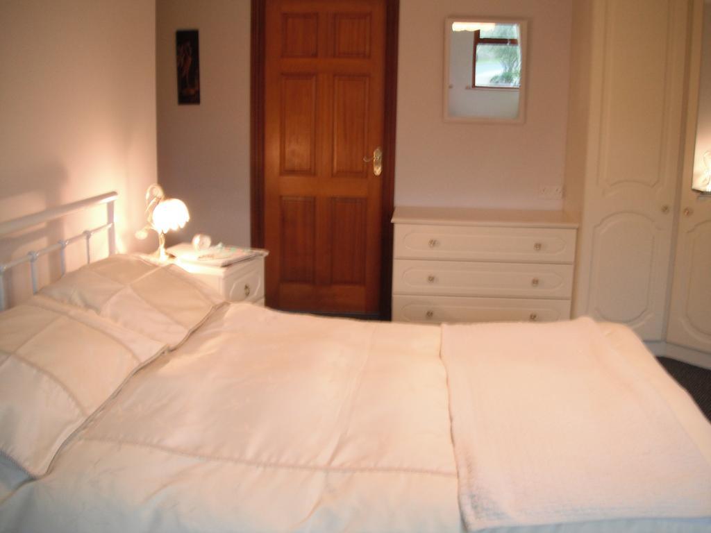 Narrow Gauge B&B Ballymoney Room photo